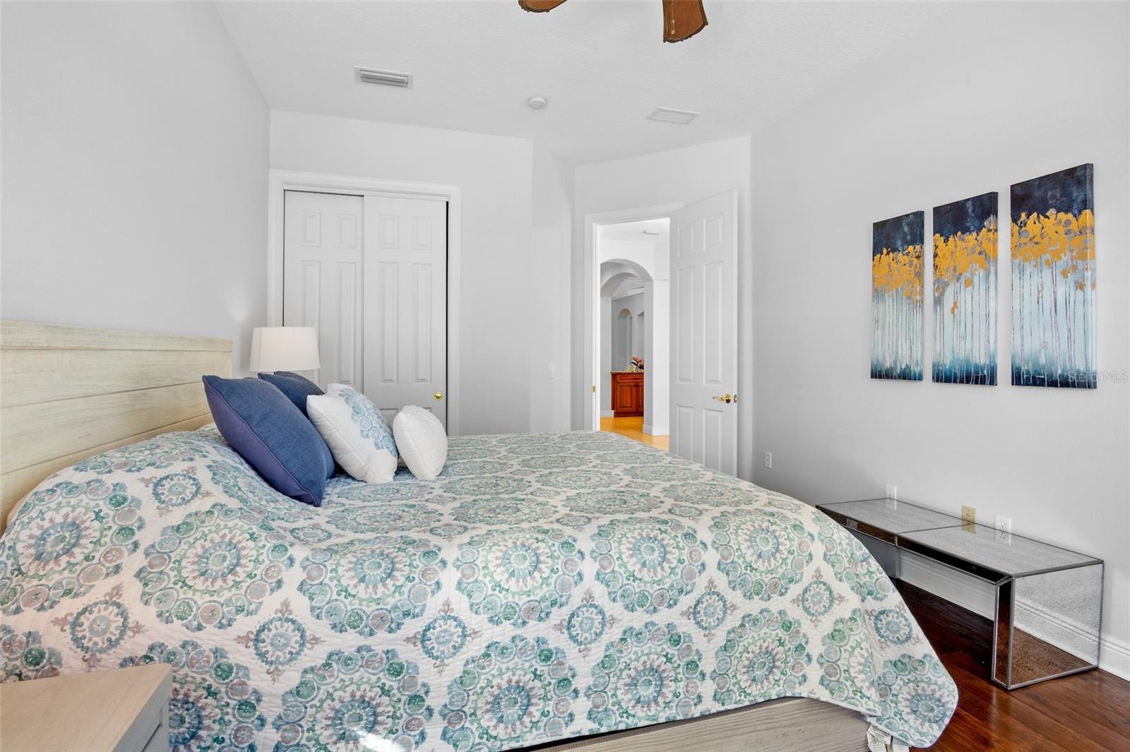 Image 29 of 47 For 5013 Hanging Moss Lane