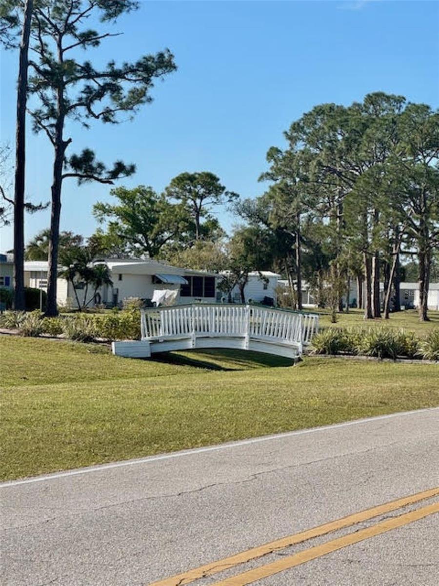 Image 20 of 22 For 5791 Holiday Park Boulevard