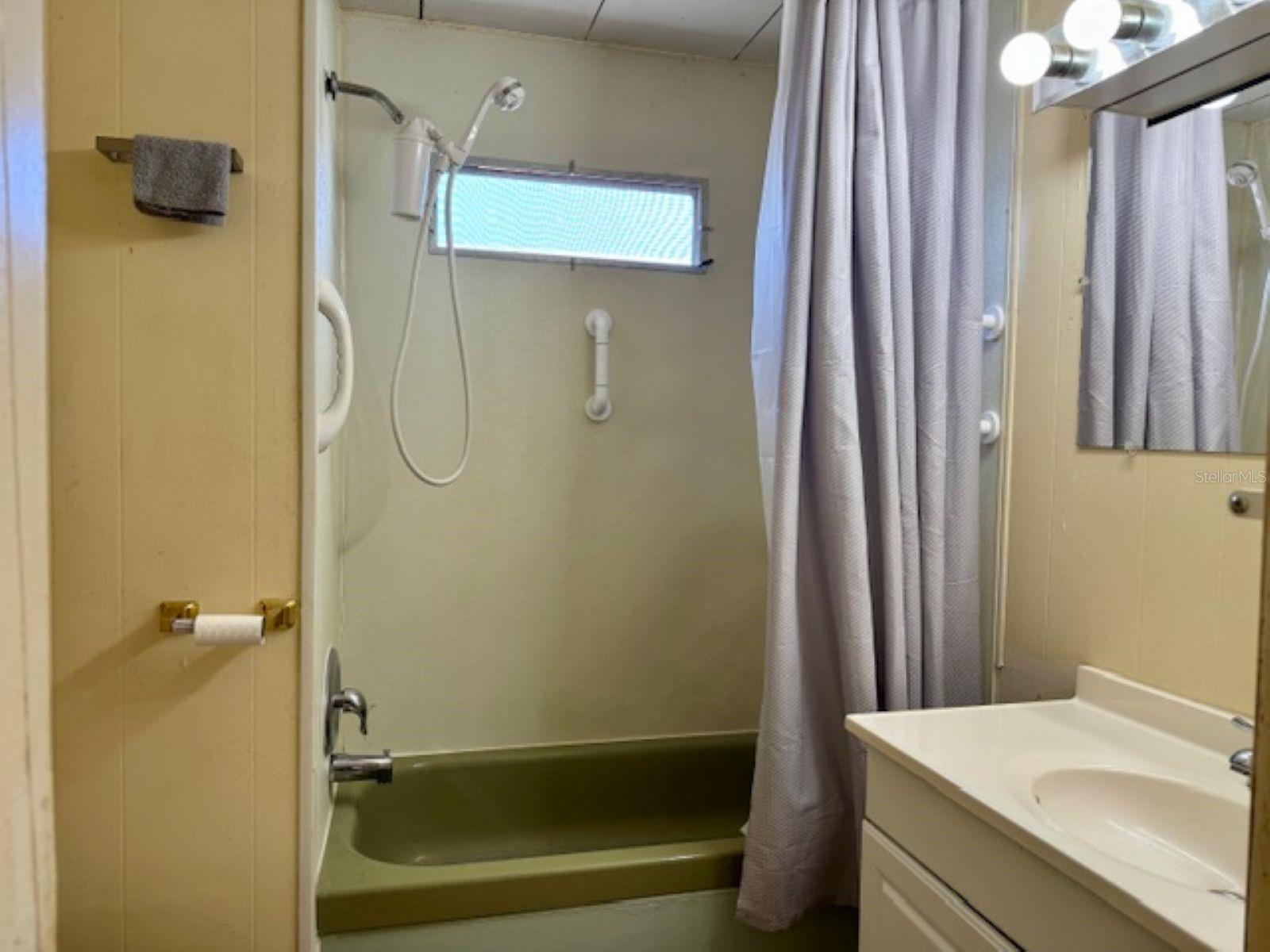 Image 9 of 22 For 5791 Holiday Park Boulevard