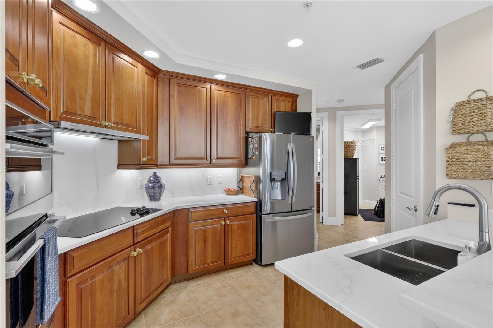 Image 13 of 46 For 130 Riviera Dunes Way 506