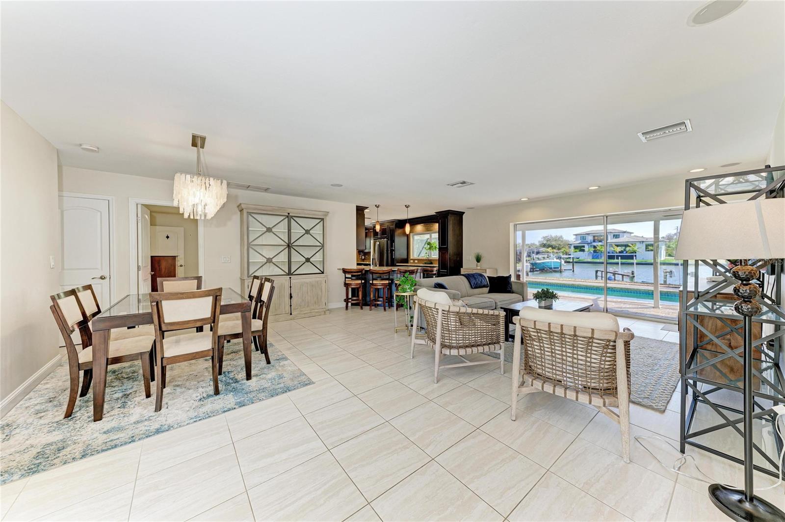 Image 10 of 91 For 5507 Contento Drive