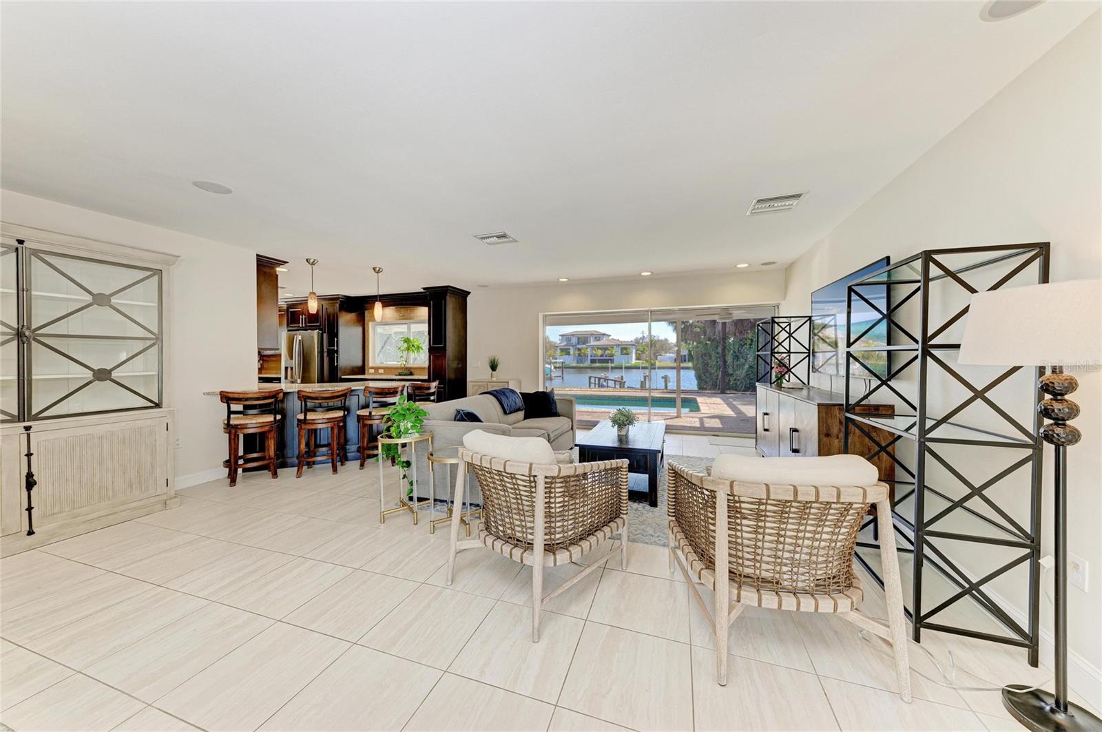 Image 14 of 91 For 5507 Contento Drive