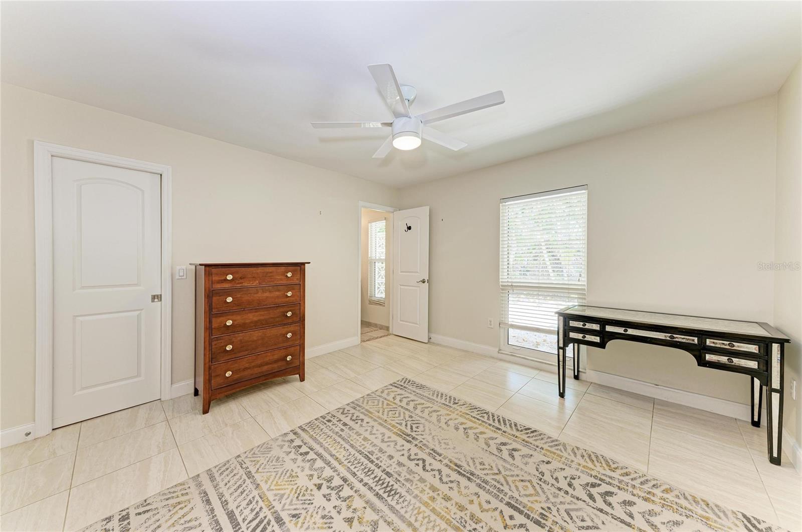 Image 32 of 91 For 5507 Contento Drive