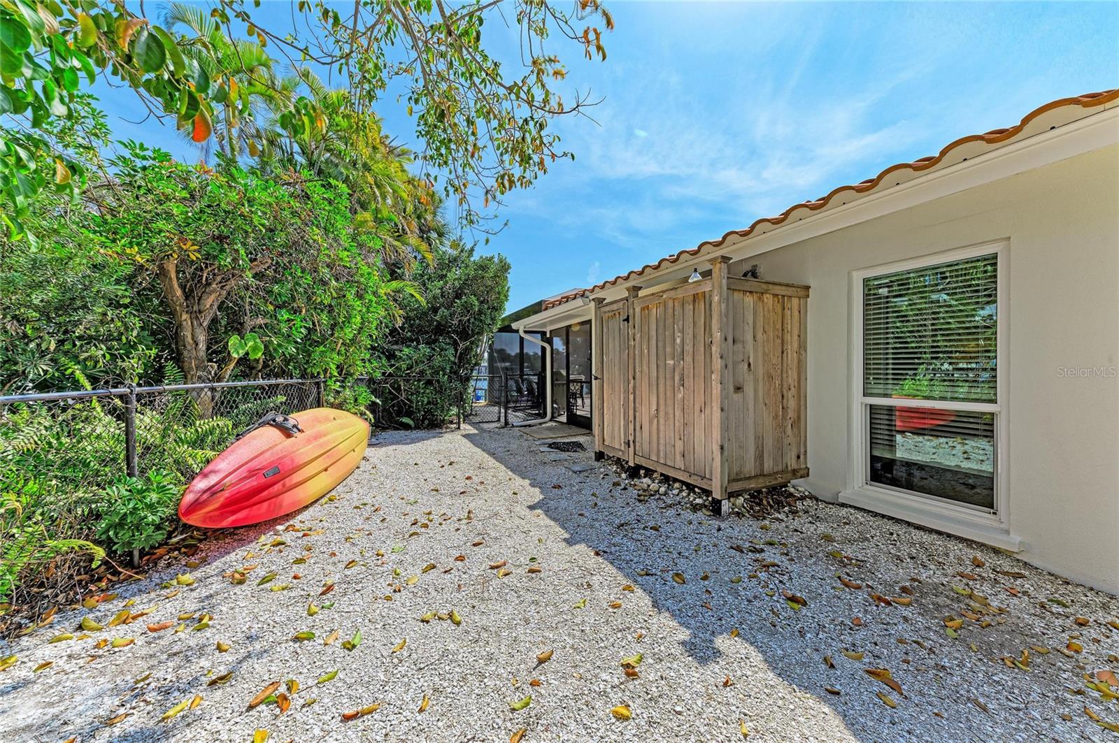 Image 38 of 91 For 5507 Contento Drive