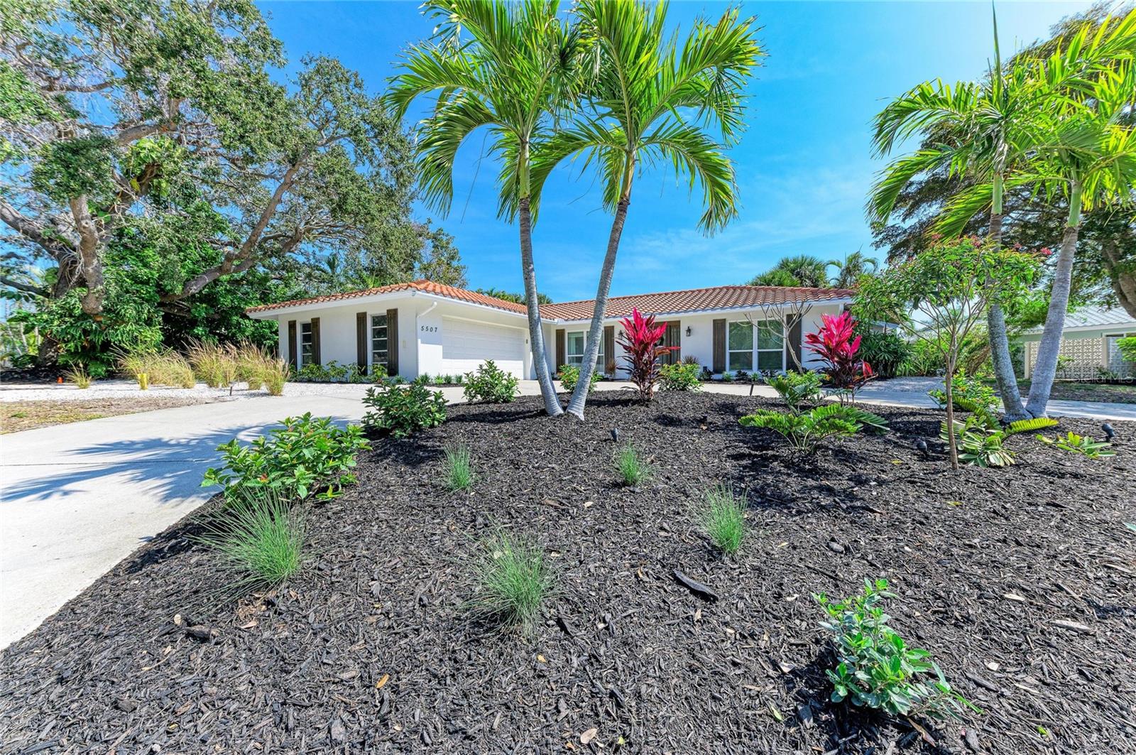 Image 6 of 91 For 5507 Contento Drive