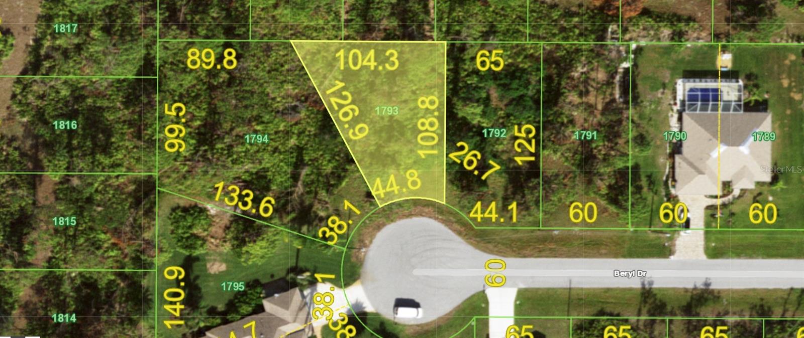 Image 5 of 6 For 102 Beryl Drive