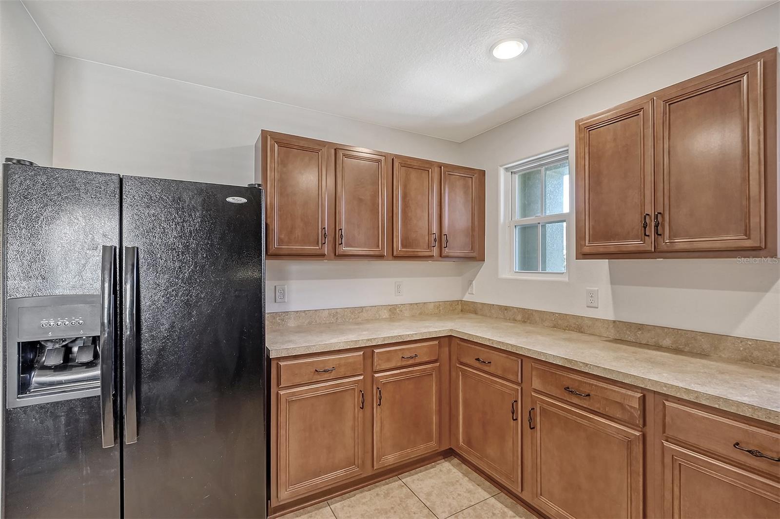 Image 17 of 65 For 8922 White Sage Loop