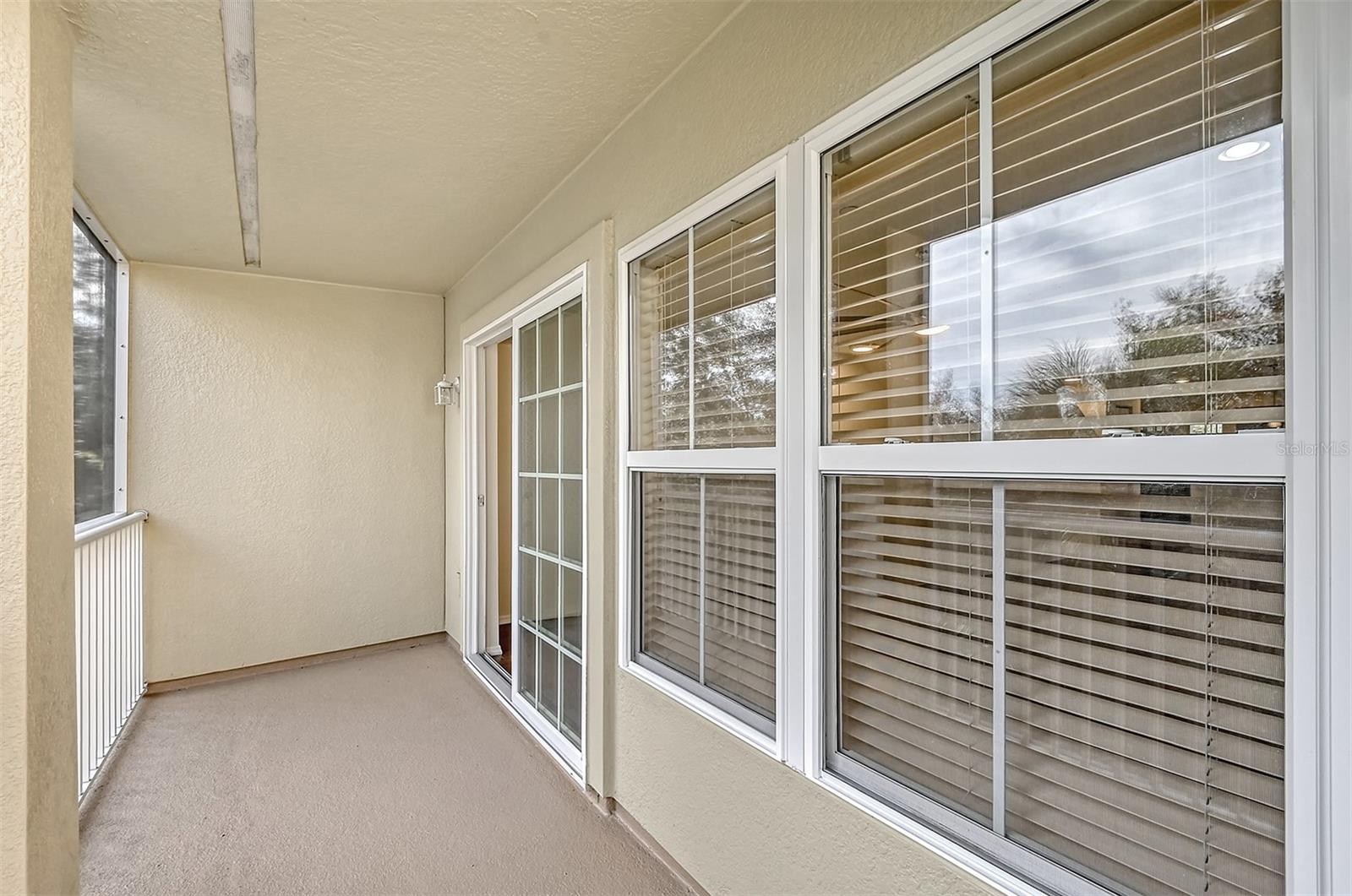 Image 24 of 65 For 8922 White Sage Loop