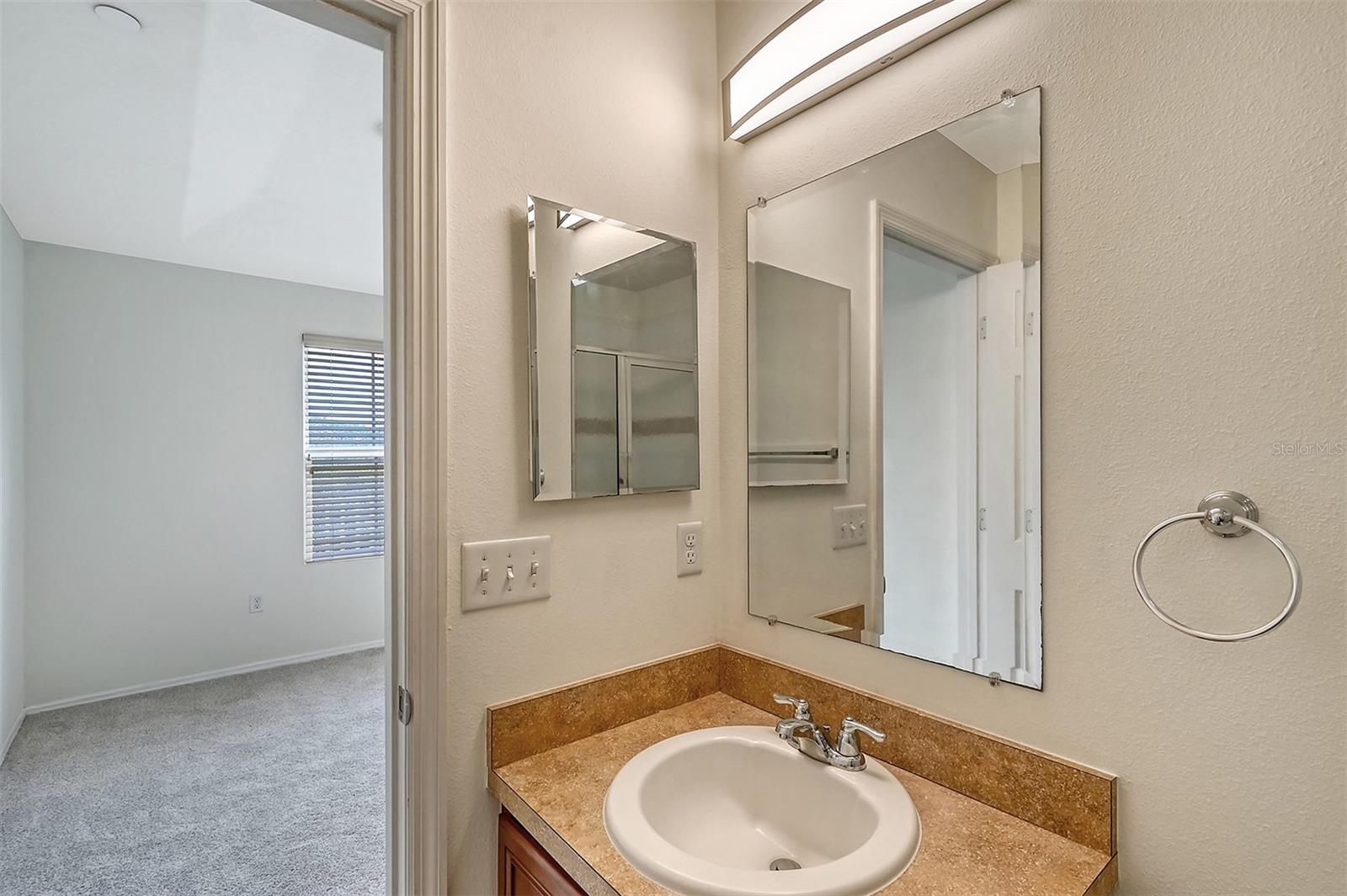 Image 43 of 65 For 8922 White Sage Loop