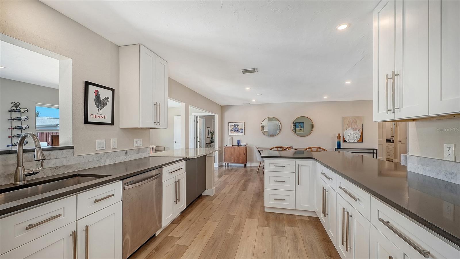 Image 15 of 52 For 6802 Roxbury Drive