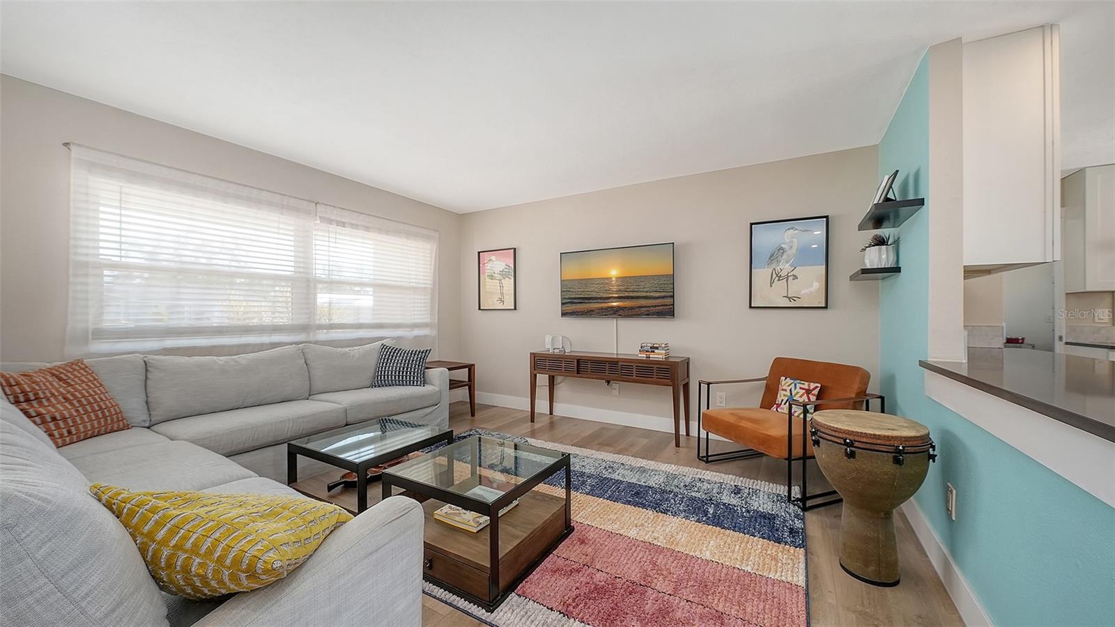 Image 8 of 52 For 6802 Roxbury Drive