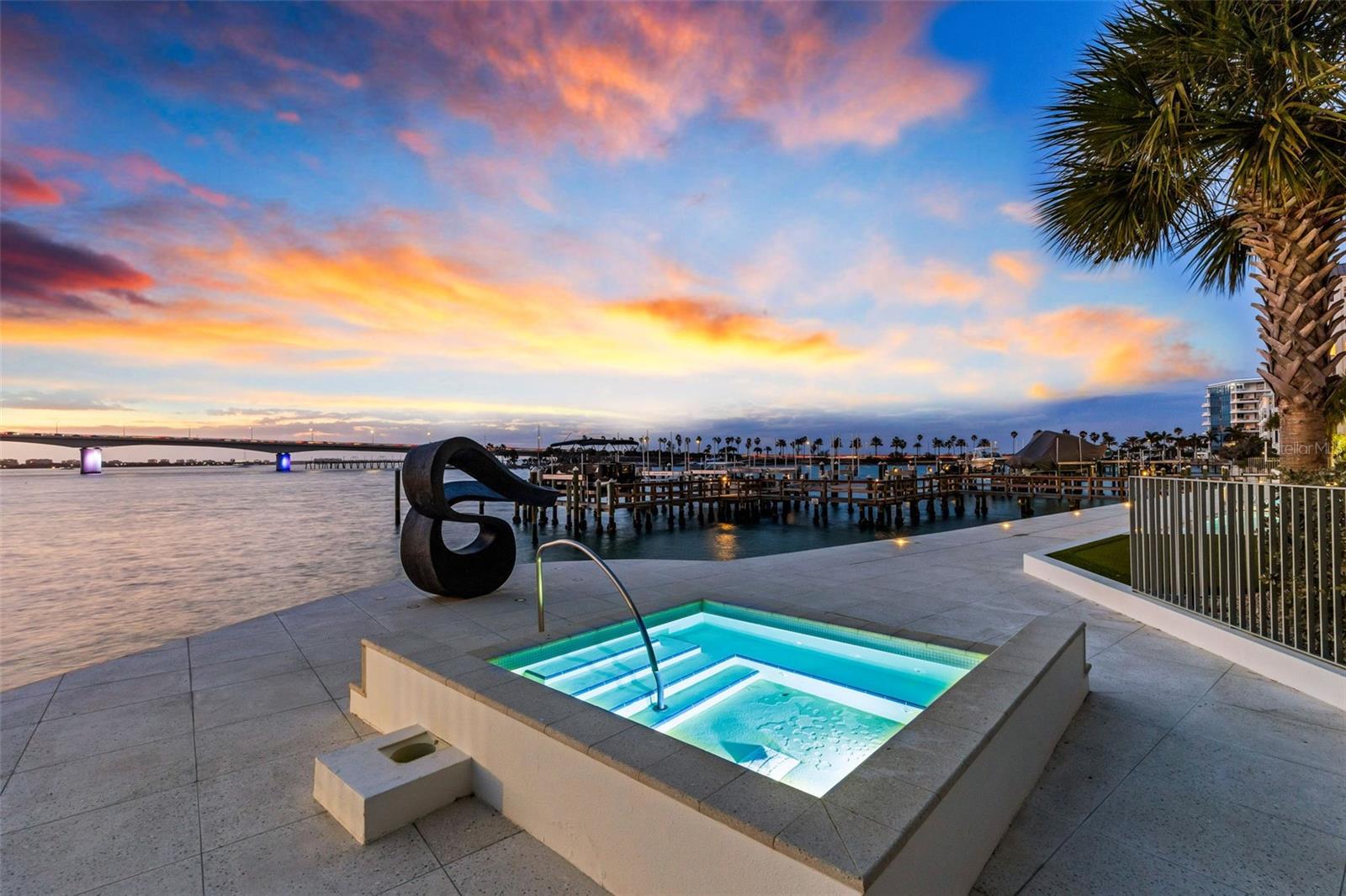 Image 10 of 100 For 280 Golden Gate Point 200