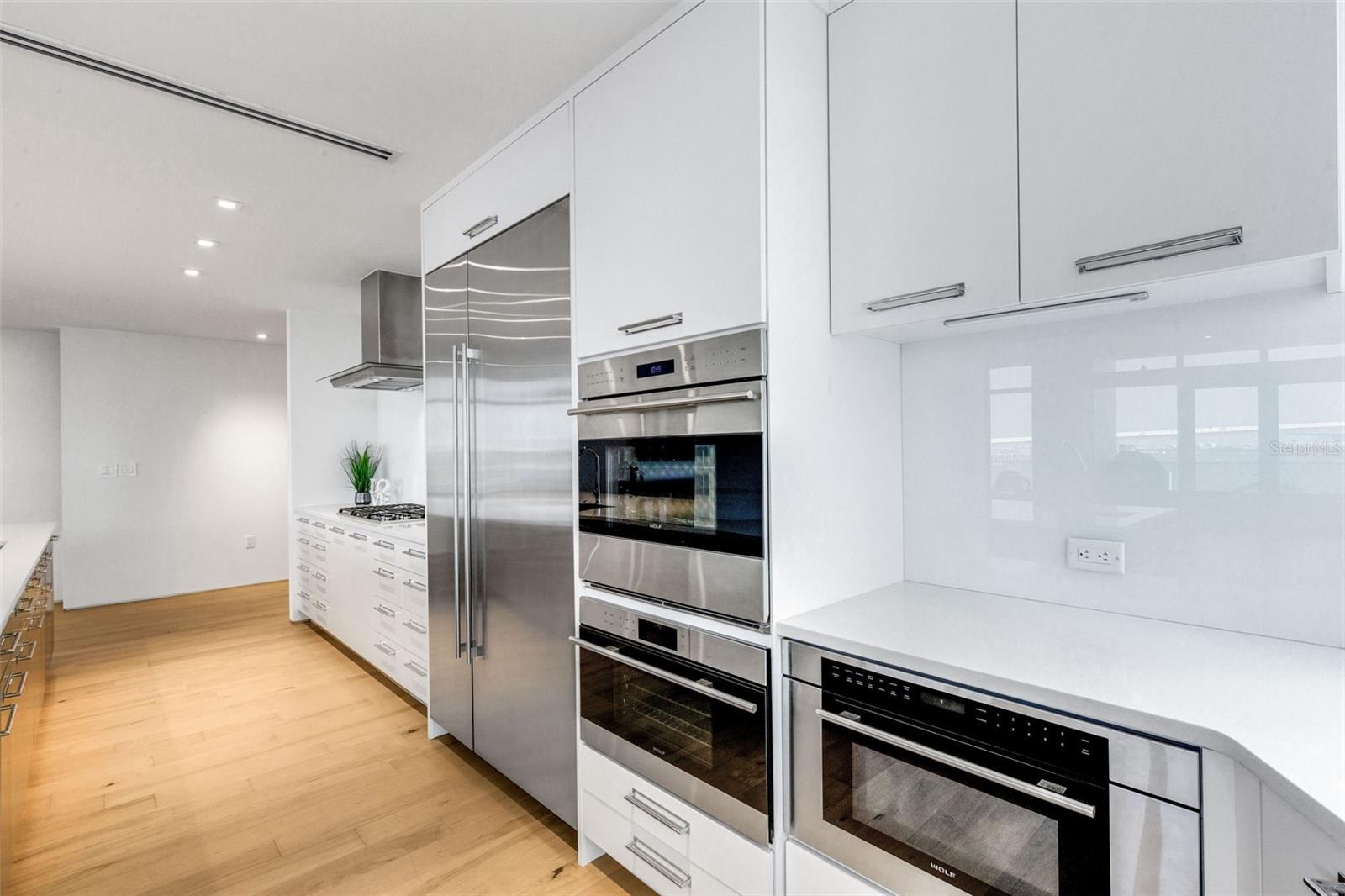 Image 35 of 100 For 280 Golden Gate Point 200