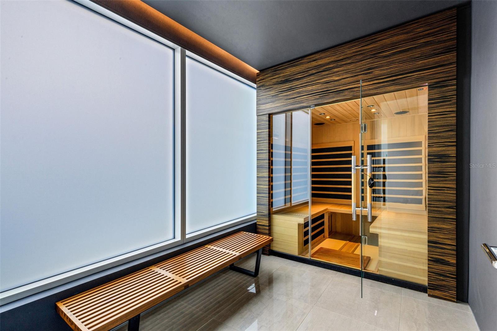 Image 82 of 100 For 280 Golden Gate Point 200