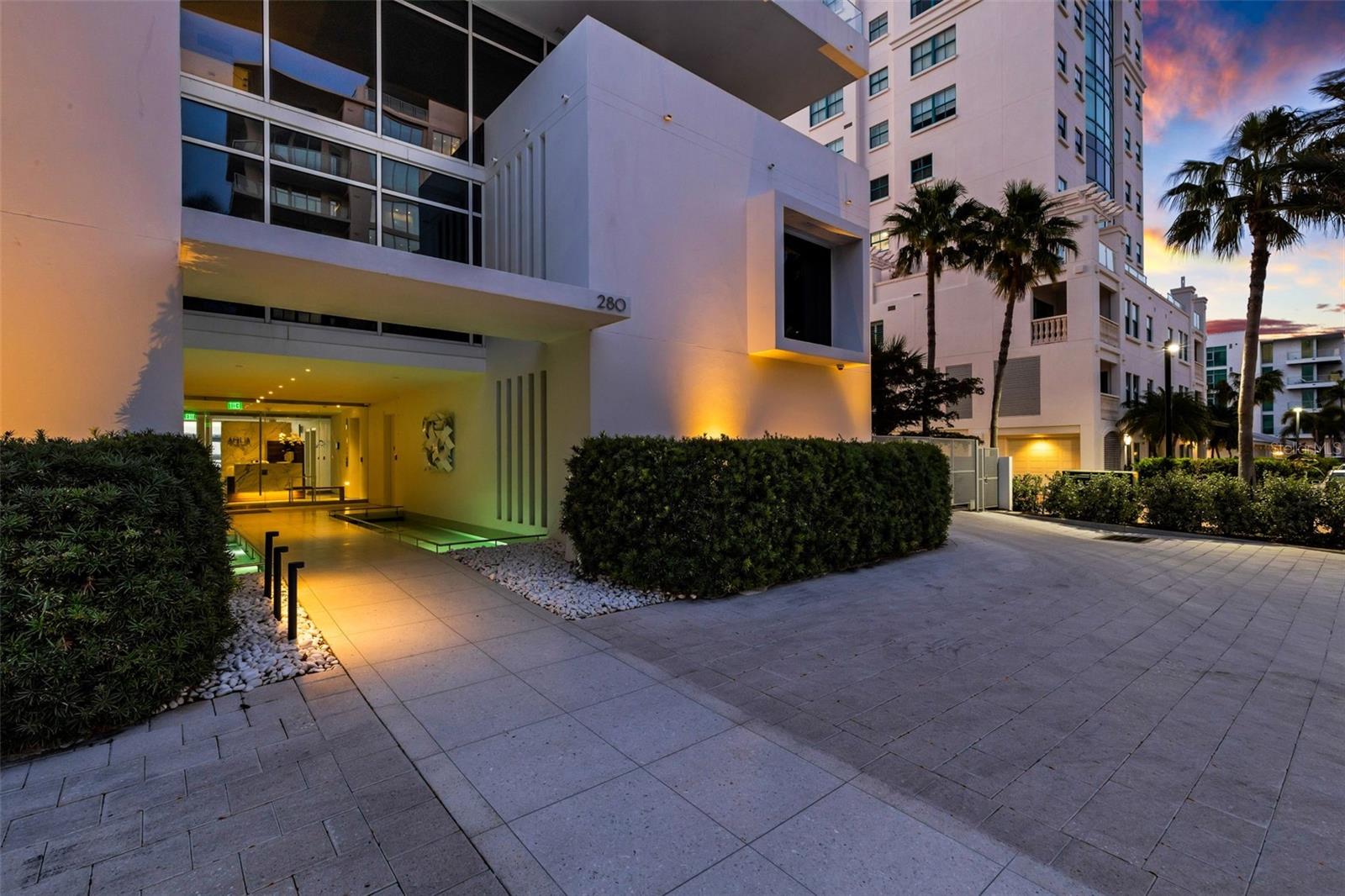 Image 99 of 100 For 280 Golden Gate Point 200