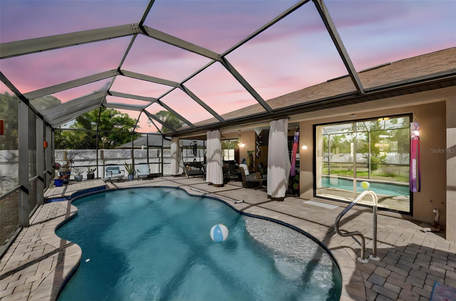 Image 31 of 32 For 1017 Cabot Street