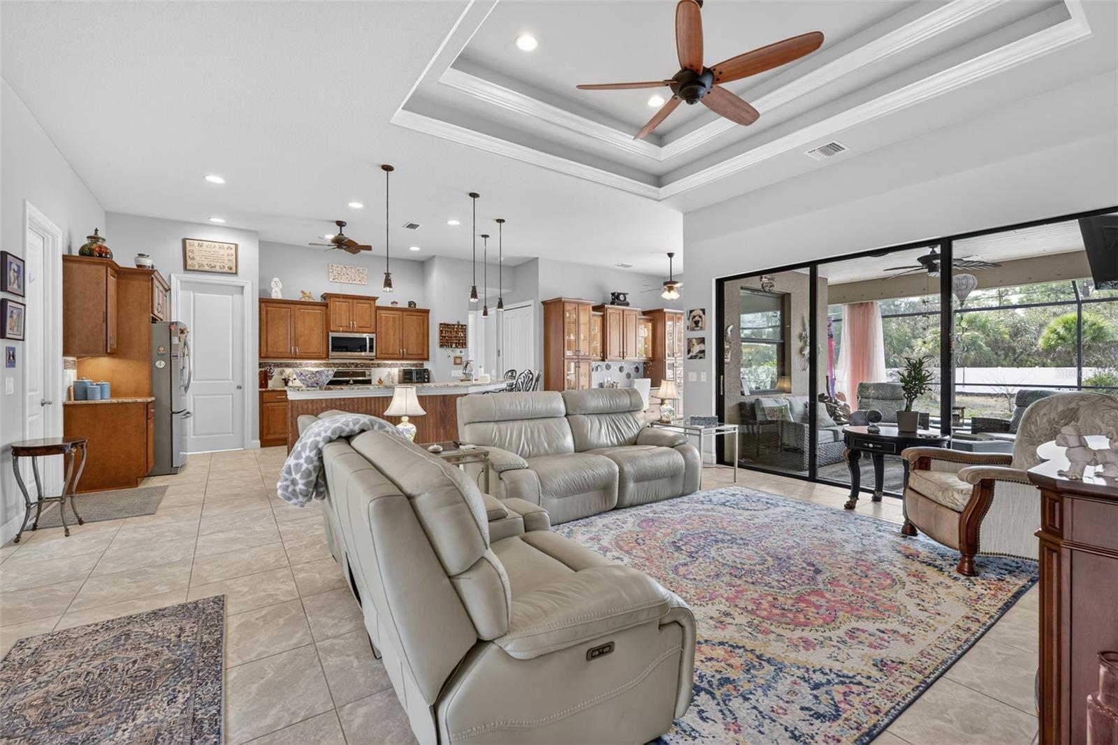 Image 6 of 32 For 1017 Cabot Street