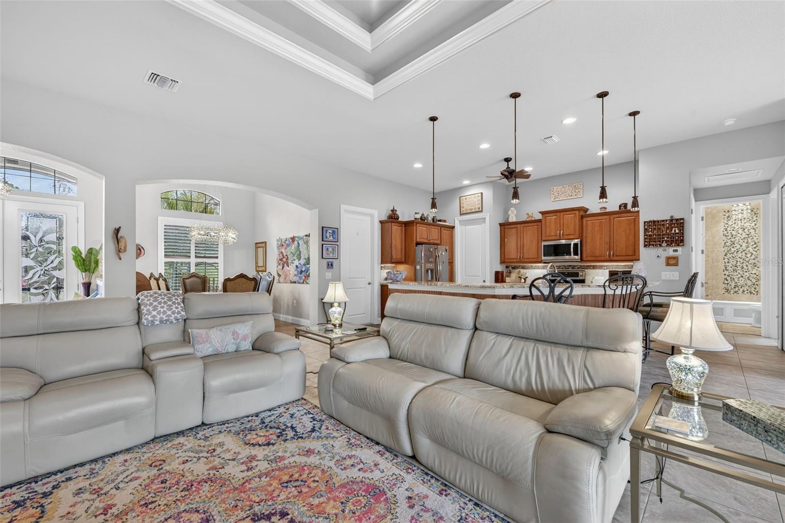 Image 7 of 32 For 1017 Cabot Street