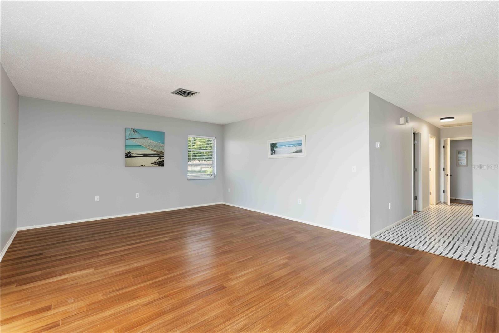 Image 7 of 31 For 7011 9th Avenue W