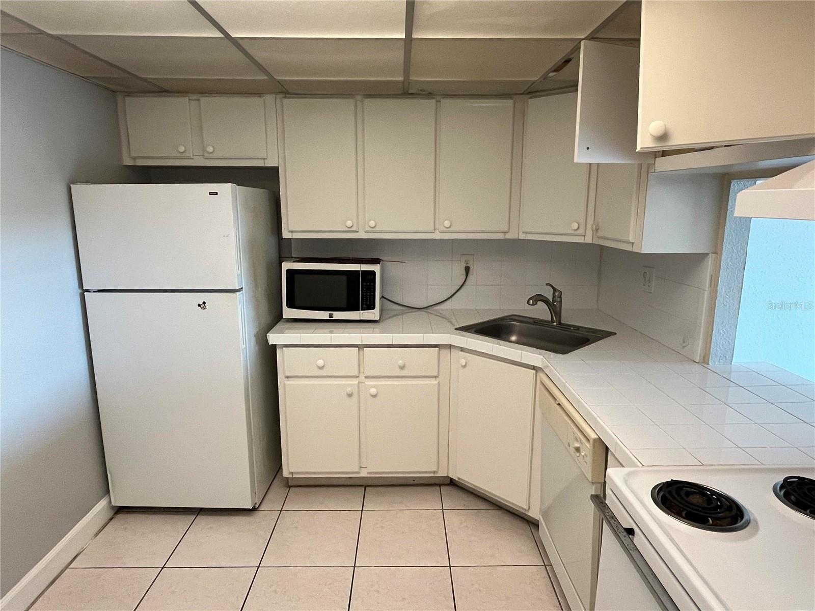 Image 4 of 28 For 2760 Coconut Bay Lane 235 (3e)