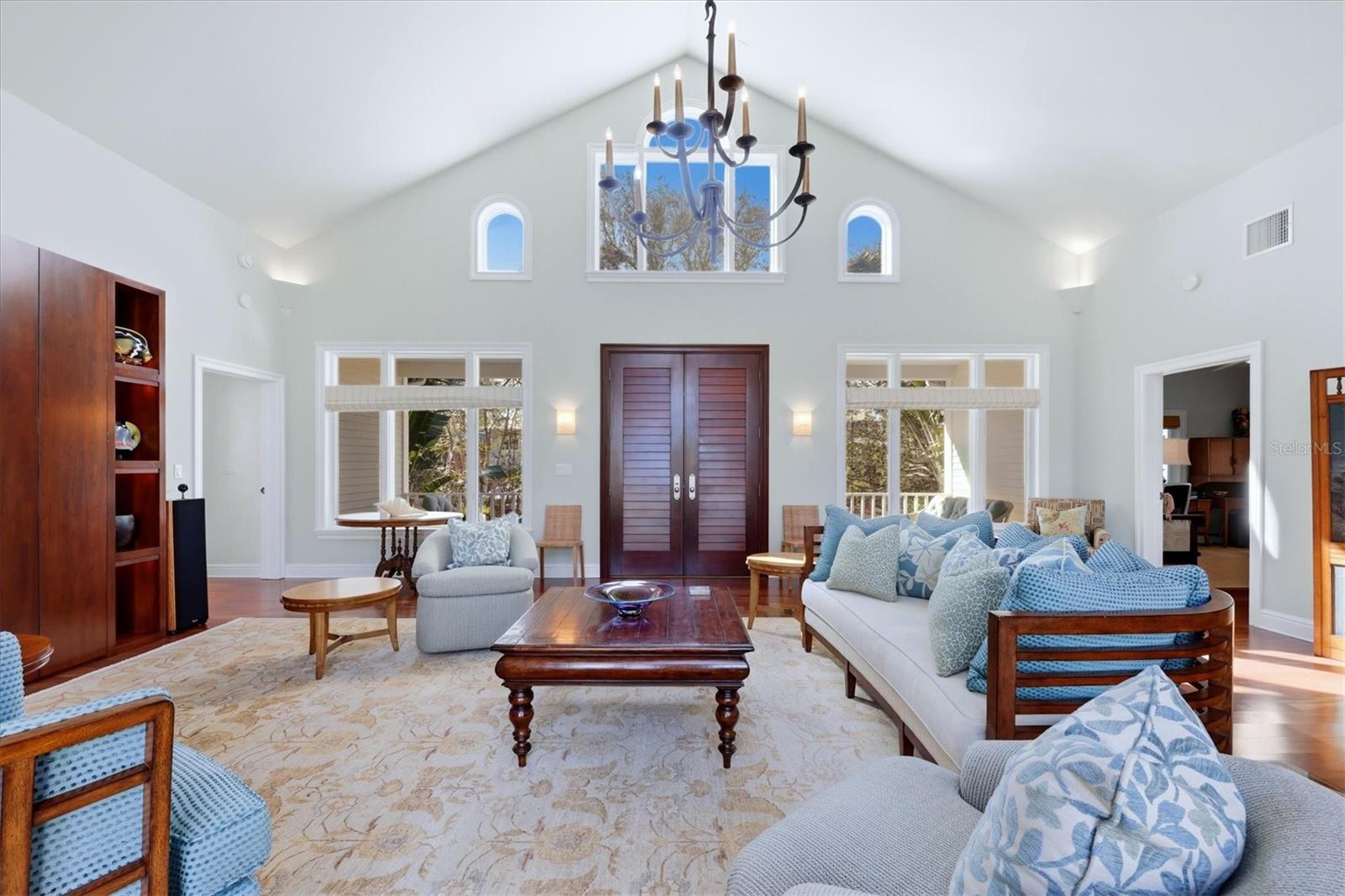 Image 14 of 83 For 4839 Givens Court