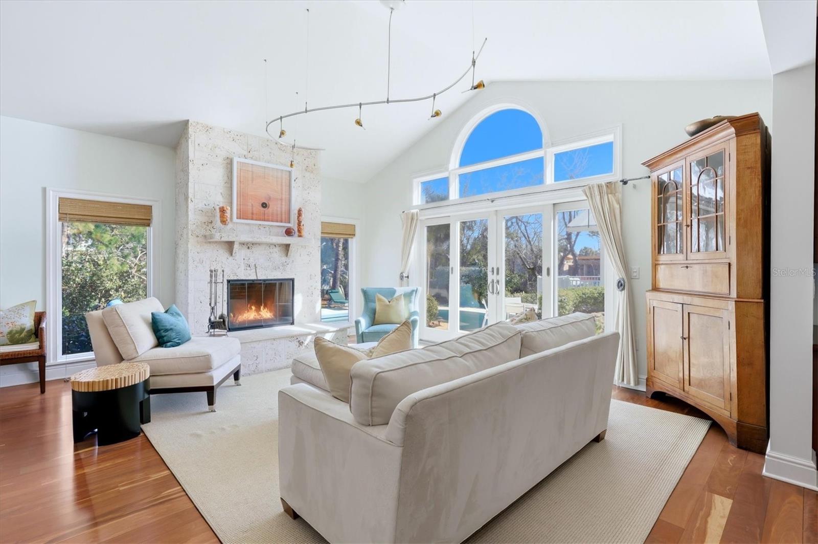 Image 17 of 83 For 4839 Givens Court