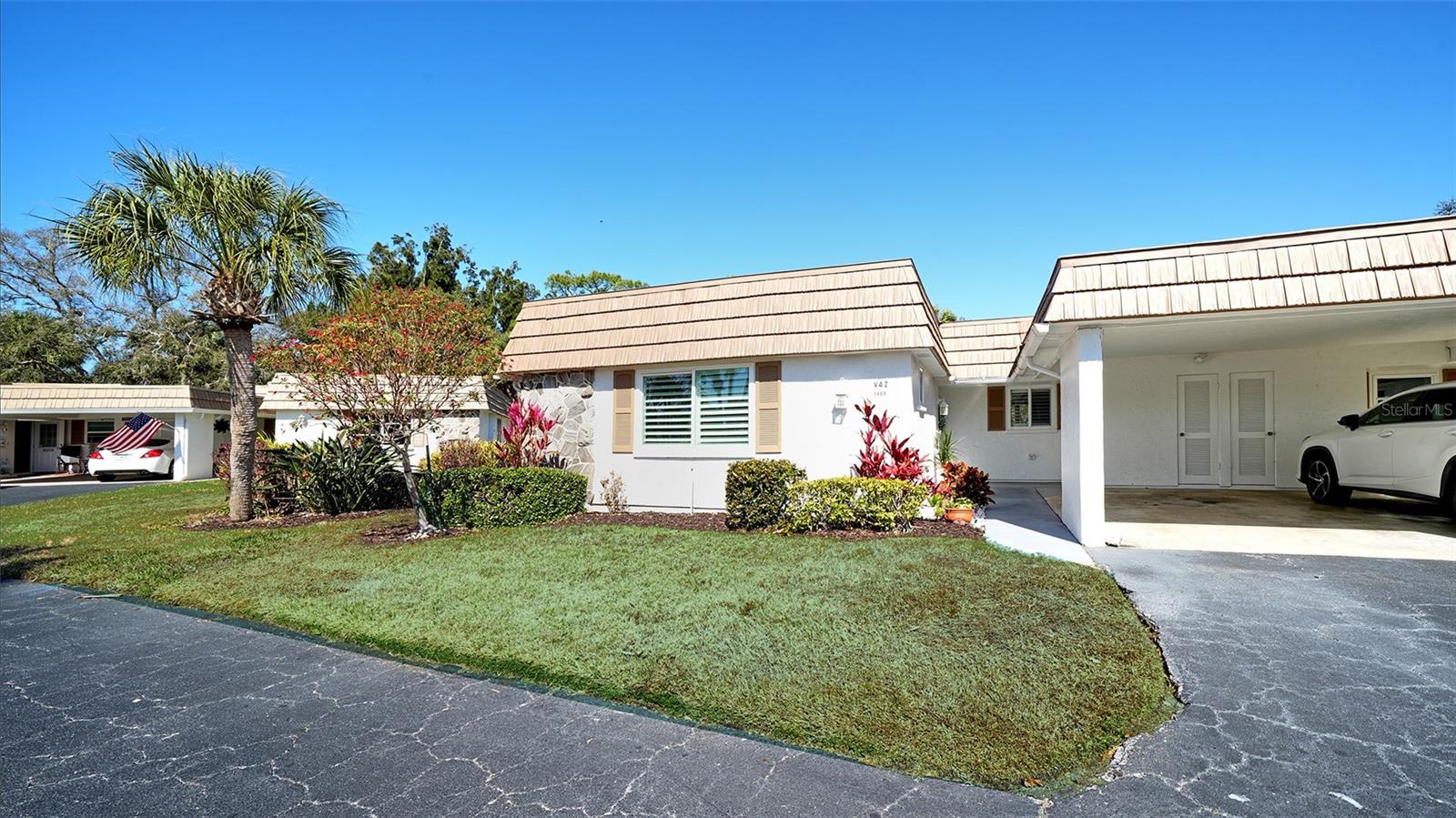 Image 2 of 66 For 5469 Riverbluff Circle 42