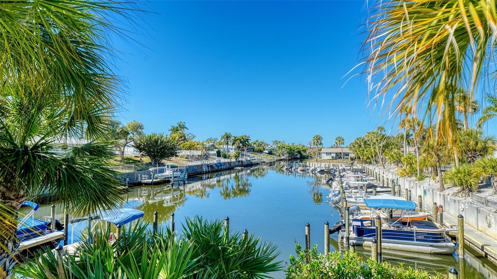 Image 47 of 66 For 5469 Riverbluff Circle 42