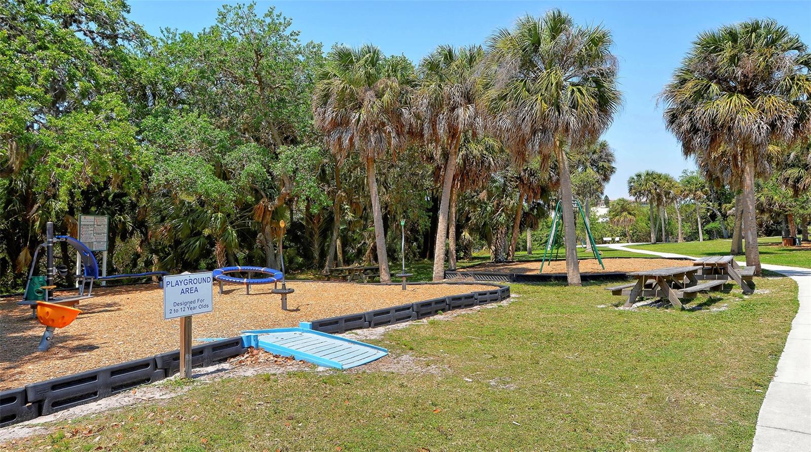 Image 64 of 66 For 5469 Riverbluff Circle 42