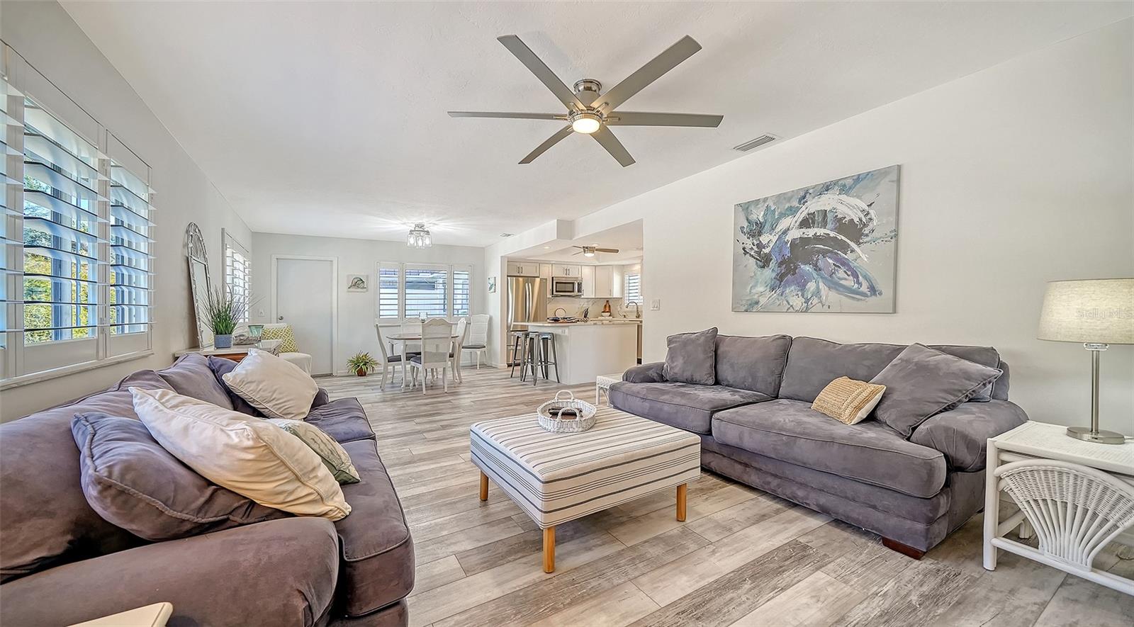 Image 9 of 66 For 5469 Riverbluff Circle 42