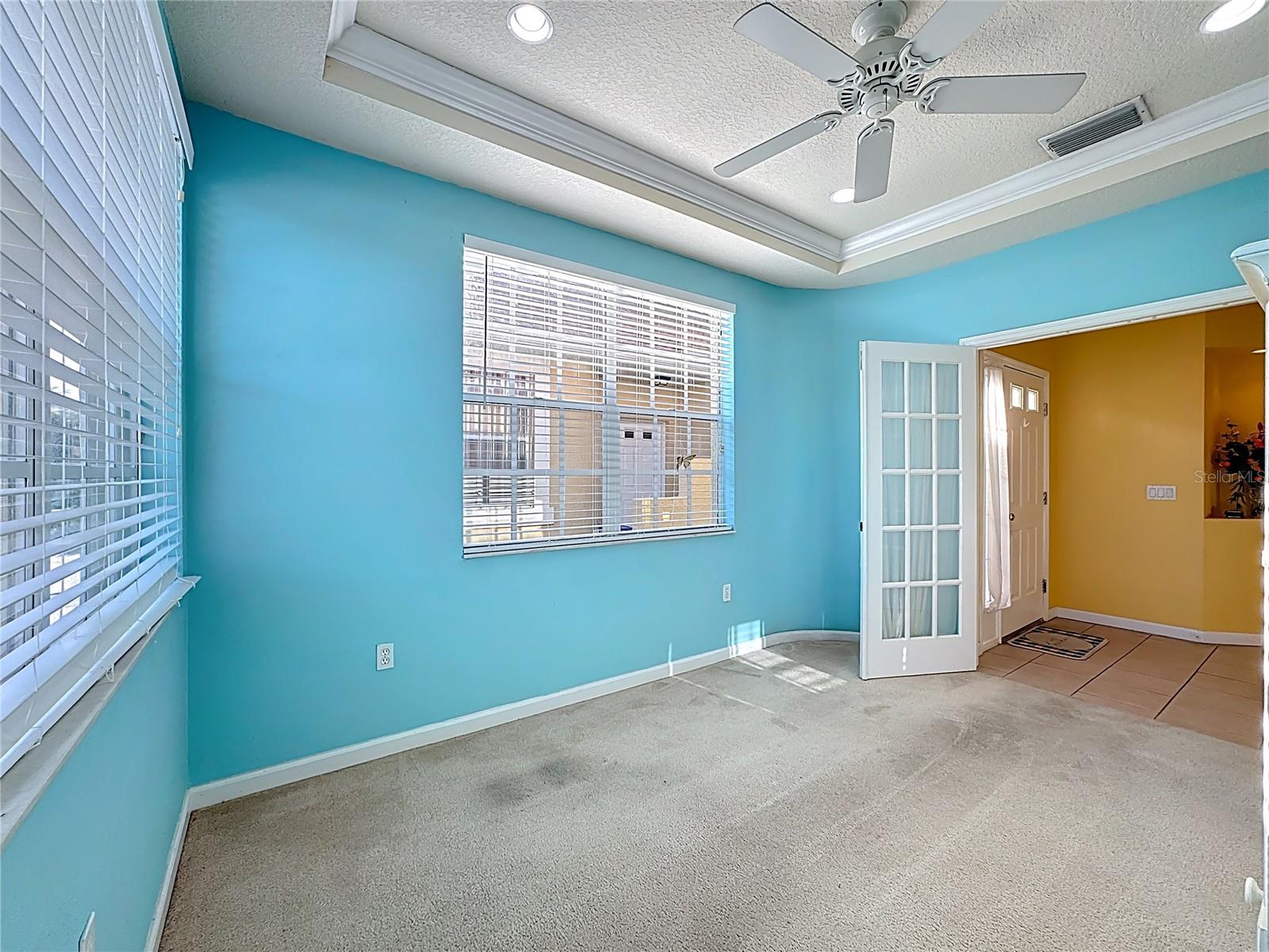 Image 28 of 53 For 5609 Spanish Point Court