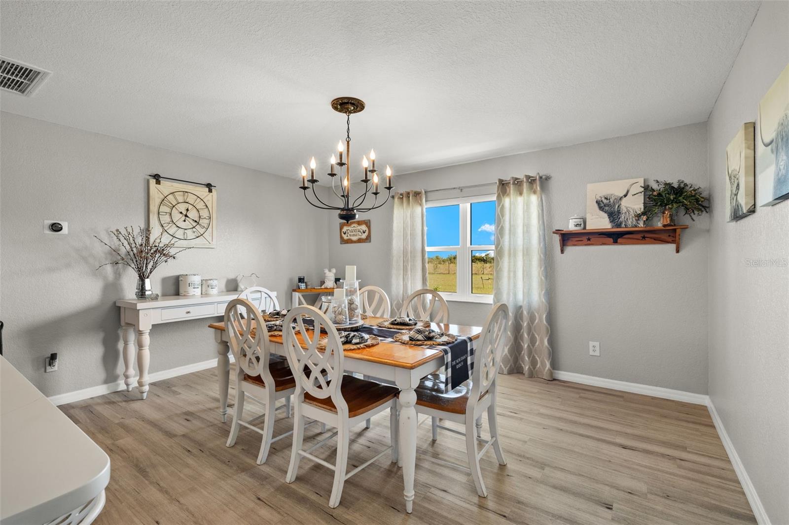 Image 15 of 36 For 2222 Mcclelland Drive