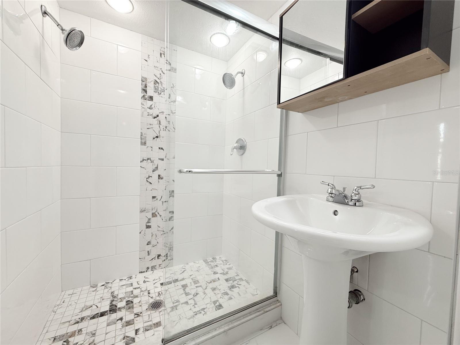 Image 18 of 25 For 4507 9th Street W A1