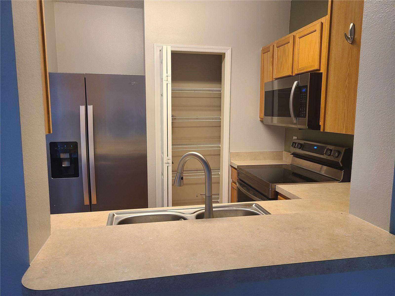 Image 4 of 16 For 14956 Amberjack Terrace 103