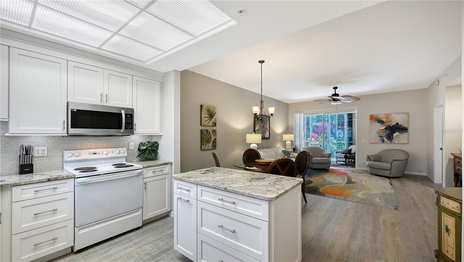 Image 6 of 26 For 4210 Breezeway Boulevard 413