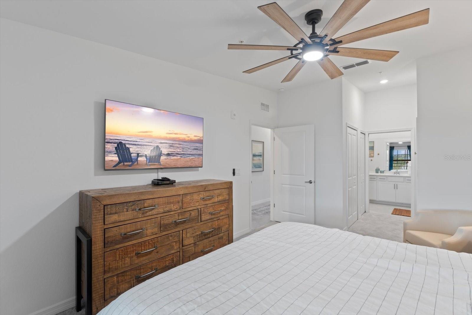 Image 23 of 49 For 12440 Wellen Golf Street 204