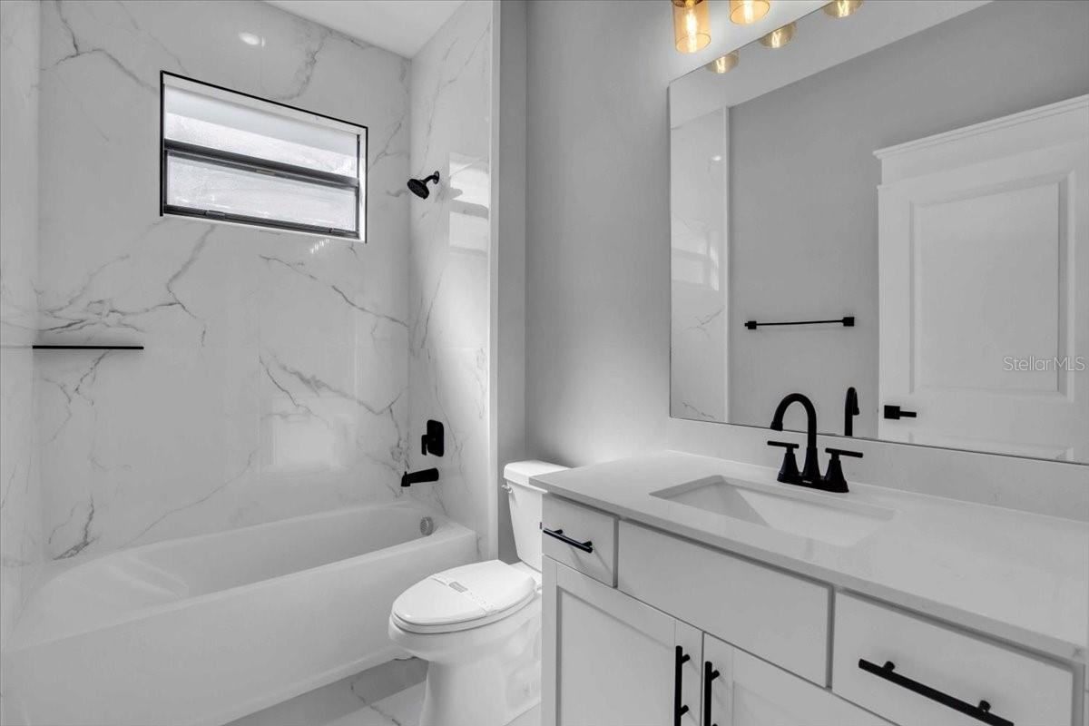 Image 16 of 51 For 15167 Sea Salt Way