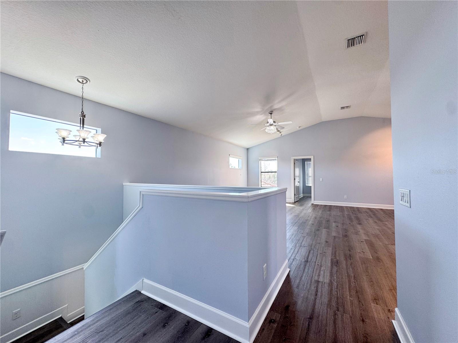 Image 33 of 58 For 12822 Del Corso Loop