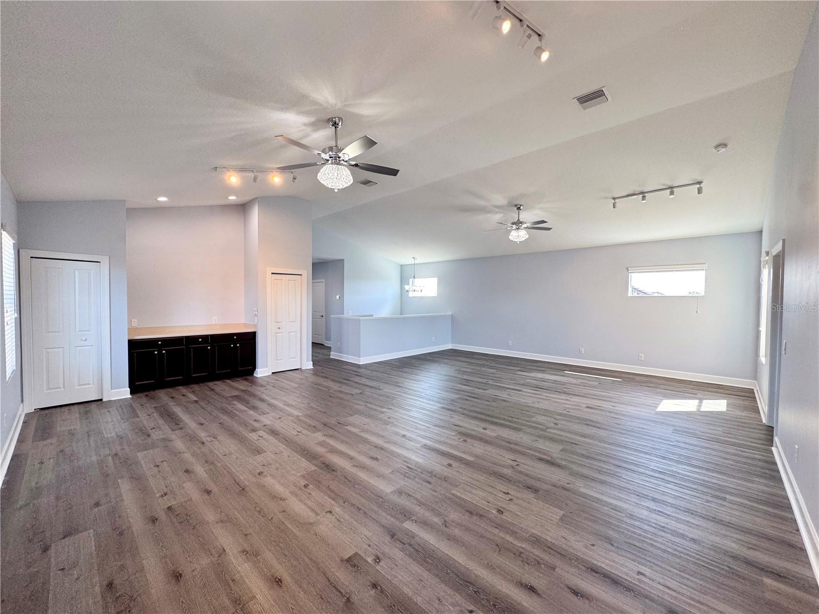 Image 36 of 58 For 12822 Del Corso Loop