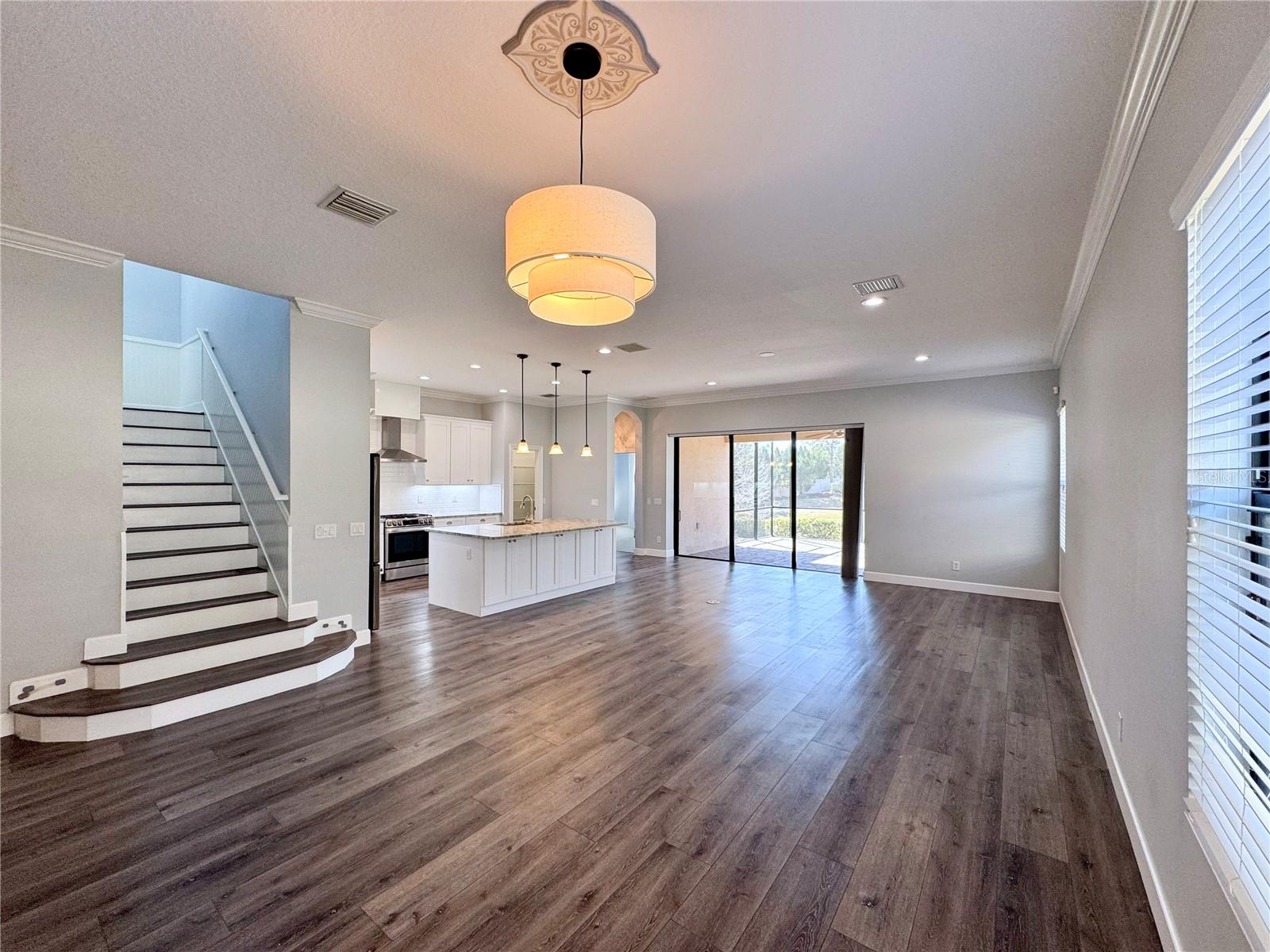 Image 7 of 58 For 12822 Del Corso Loop