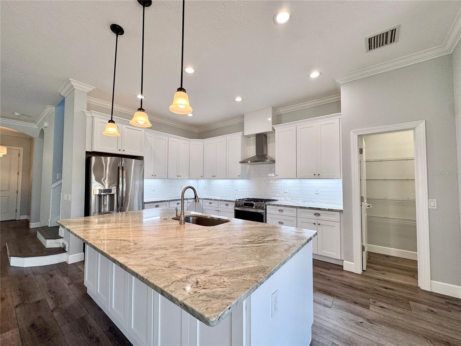 Image 8 of 58 For 12822 Del Corso Loop