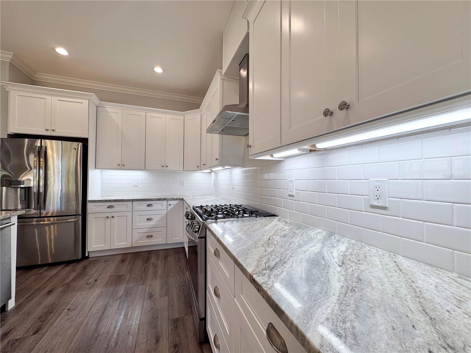 Image 9 of 58 For 12822 Del Corso Loop