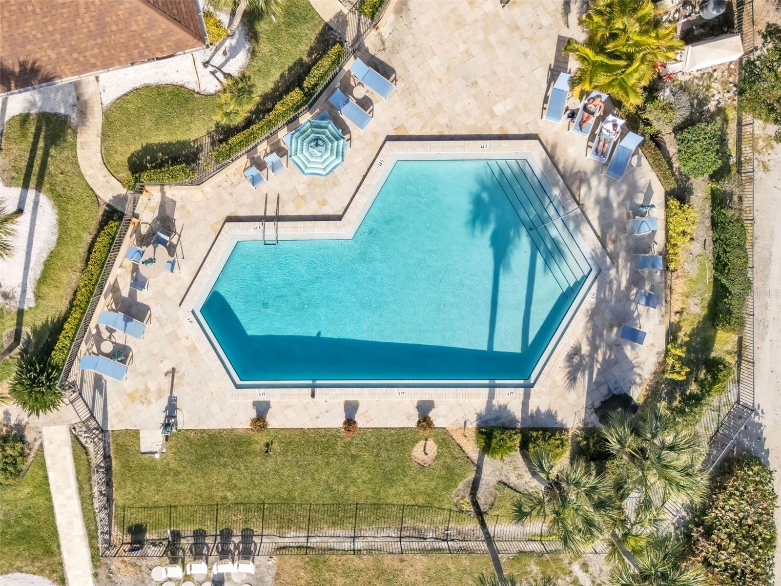 Image 47 of 61 For 5635 Gulf Of Mexico Drive 202