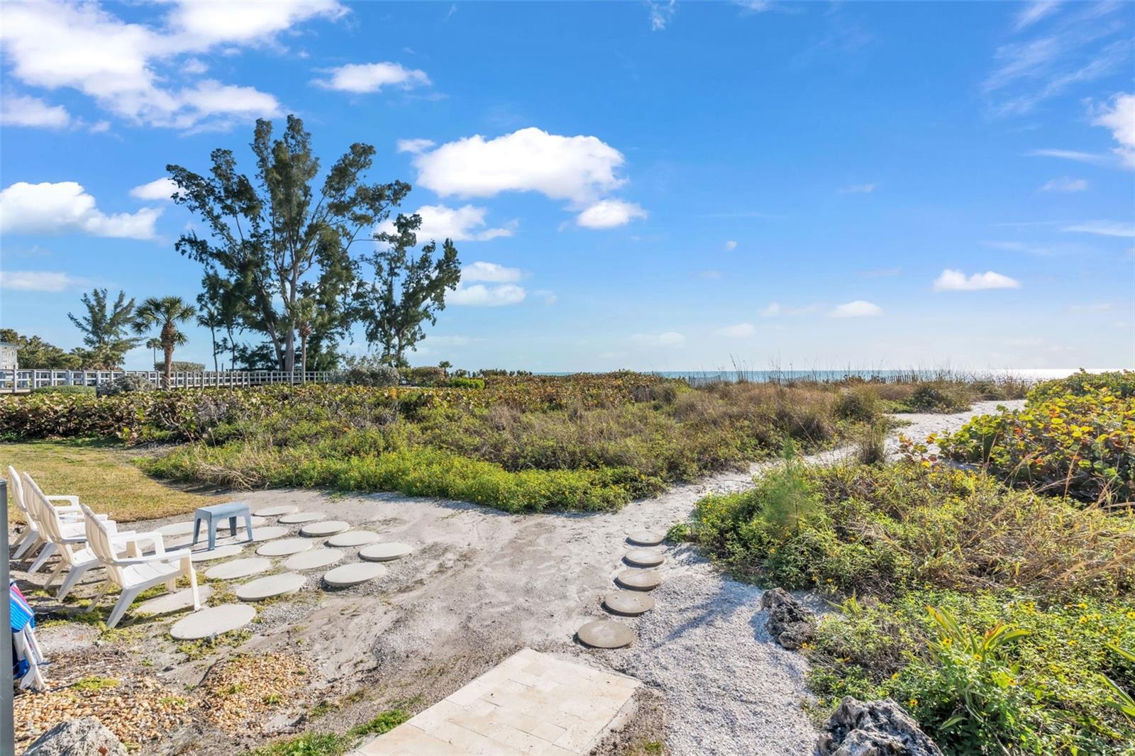 Image 51 of 61 For 5635 Gulf Of Mexico Drive 202