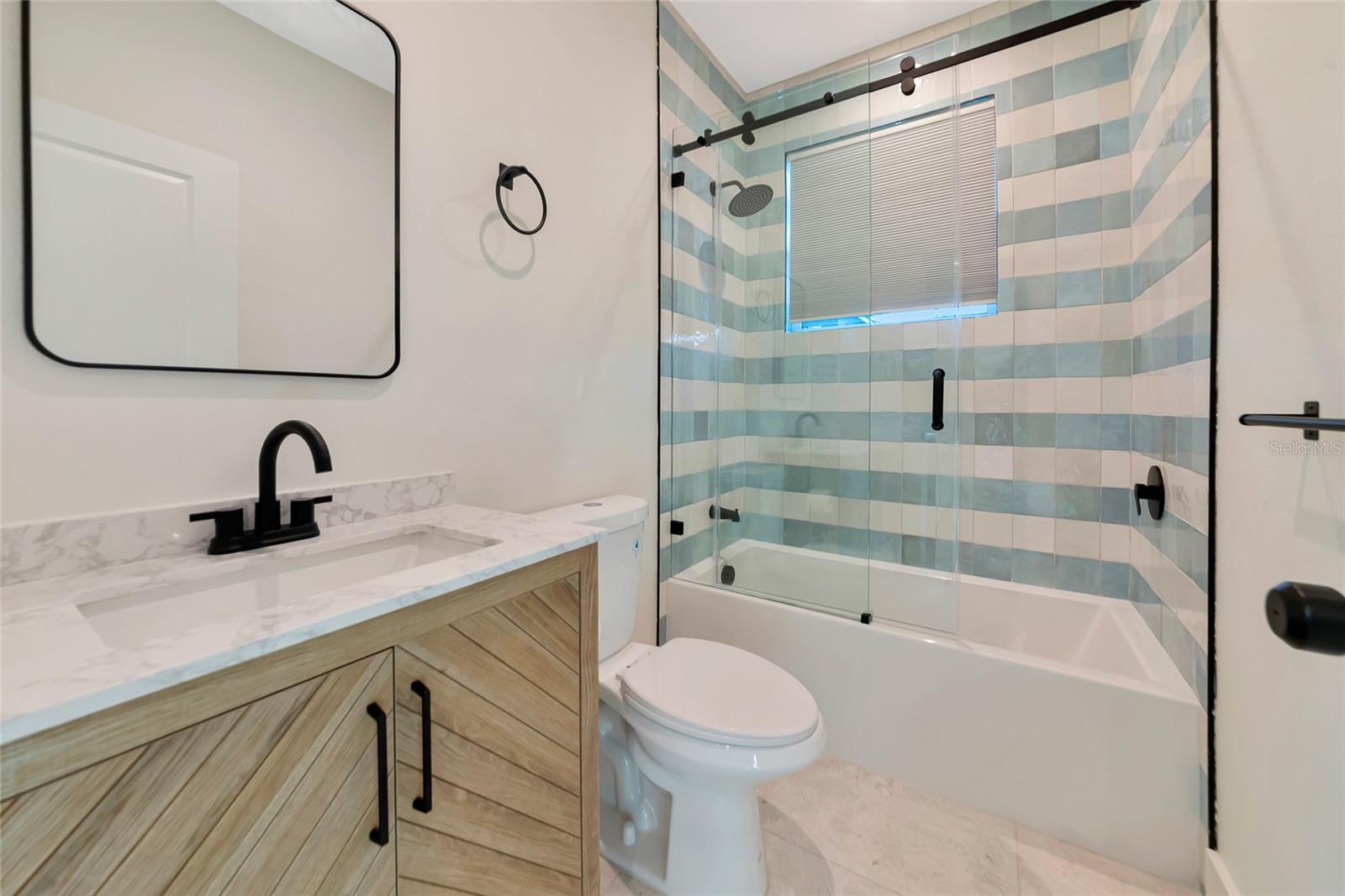 Image 51 of 56 For 316 27th Street W