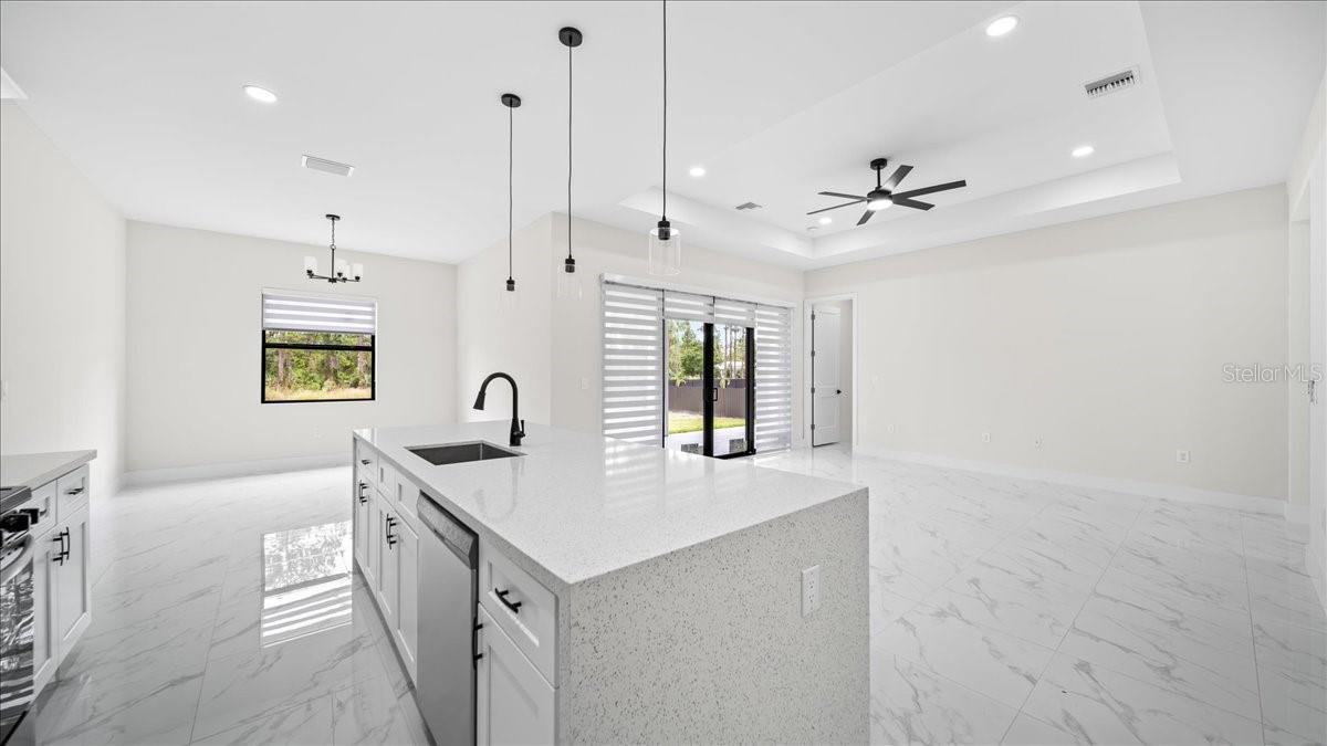 Image 11 of 38 For 18 11th Lane