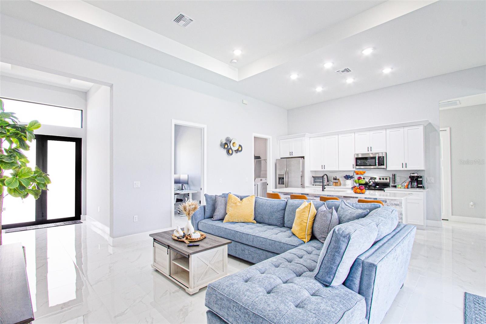 Image 14 of 38 For 18 11th Lane