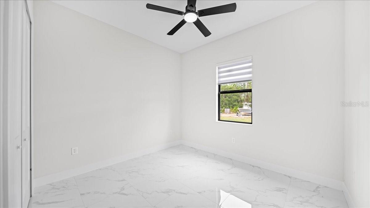 Image 28 of 38 For 18 11th Lane