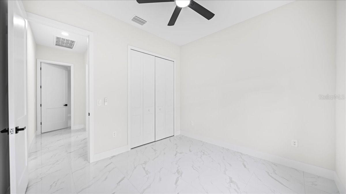 Image 29 of 38 For 18 11th Lane