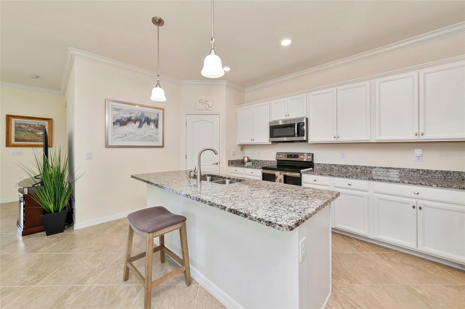 Image 11 of 42 For 9891 Wingood Drive